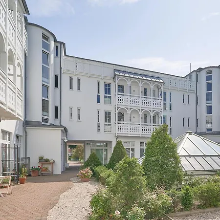 Geschmackvoll Eingerichtete Mit Balkon In Lejlighed