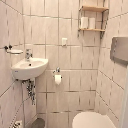 Geschmackvoll Eingerichtete Mit Balkon In * Sellin (Rugen)