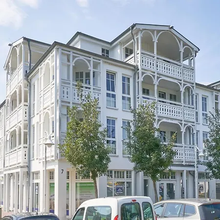 Geschmackvoll Eingerichtete Mit Balkon In Lejlighed Sellin (Rugen)