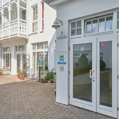 Geschmackvoll Eingerichtete Mit Balkon In * Sellin (Rugen)